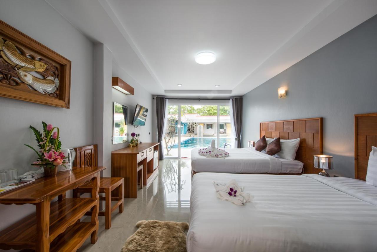 Nice Lagoon Beach Phuket Exterior photo